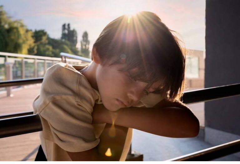 enfant sous la chaleur