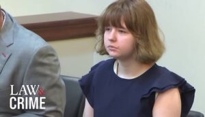 Carly Gregg pendant son proces